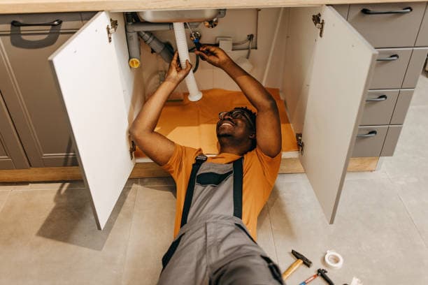 Drain cleaning and unclogging